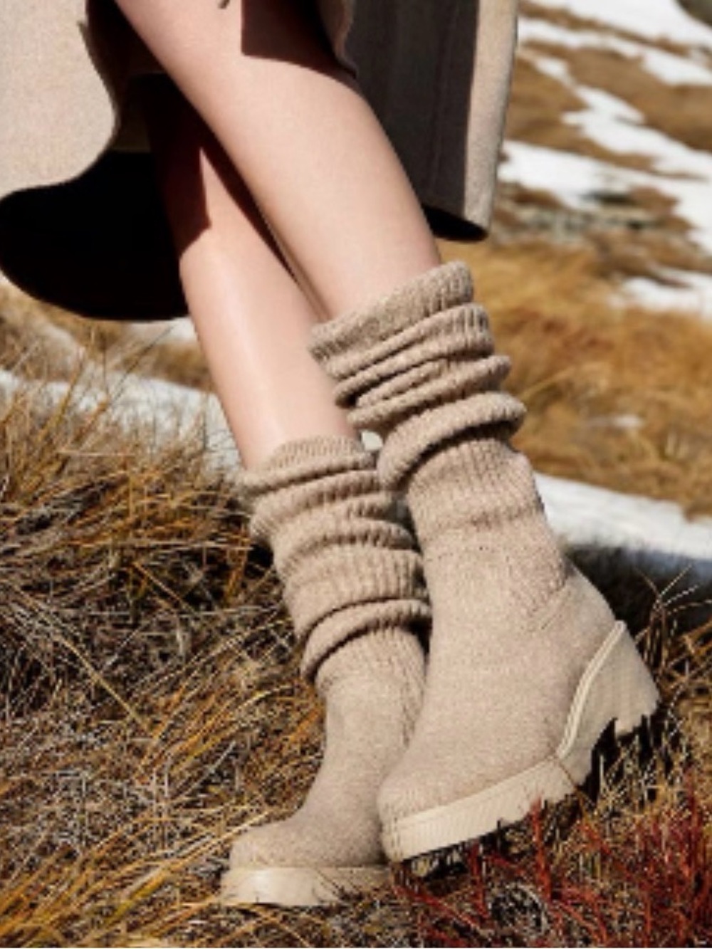 Vivaia knee-high wedge boot - Eduarda -Oatmeal. Cozy Knit Sock Boots in Beige 39